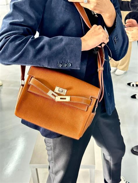 hermes h bags messenger|hermes messenger bag men.